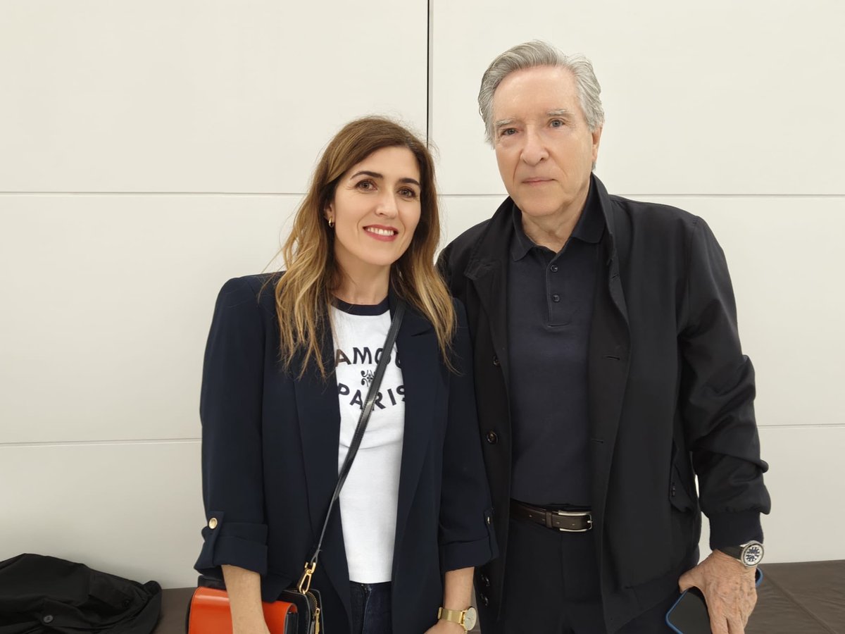 Los eventos son un éxito cuando hay personas como <a href="/ortega_tn/">TANIA ORTEGA</a> que trabajan incansablemente, en el anonimato, para que todo esté a la altura. Sin ella, la inauguración del ciclo de Periodismo de la <a href="/BNE_biblioteca/">Biblioteca Nacional de España</a> no hubiera sido igual. 

Maravilloso trabajo audiovisual