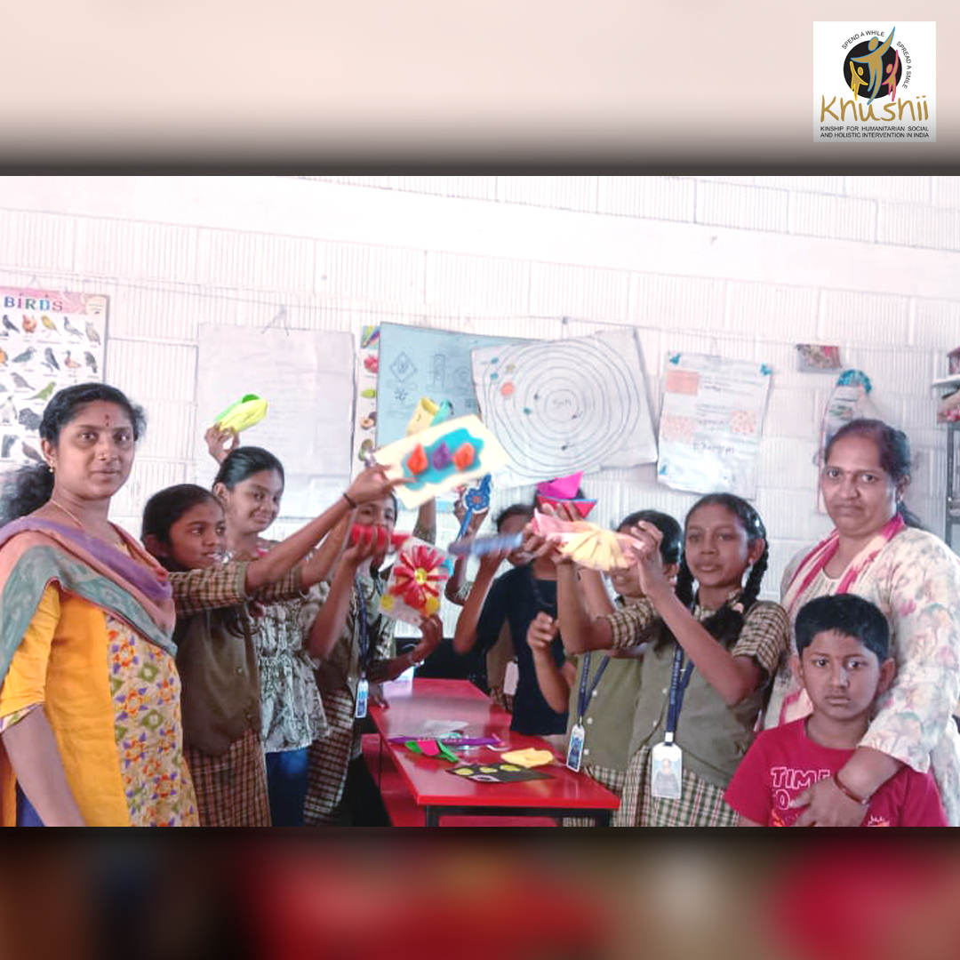 KhushiiNGO's tweet image. Through our programme 𝙃𝙤𝙣𝙙𝙖 𝙆𝙞 𝙋𝙖𝙩𝙝𝙨𝙝𝙖𝙡𝙖, 𝙤𝙫𝙚𝙧 700 𝙨𝙩𝙪𝙙𝙚𝙣𝙩𝙨 𝙖𝙘𝙧𝙤𝙨𝙨 𝙂𝙧𝙚𝙖𝙩𝙚𝙧 𝙉𝙤𝙞𝙙𝙖, 𝙍𝙖𝙟𝙖𝙨𝙩𝙝𝙖𝙣, 𝙖𝙣𝙙 𝙆𝙖𝙧𝙣𝙖𝙩𝙖𝙠𝙖 came together for an unforgettable Summer Camp experience!