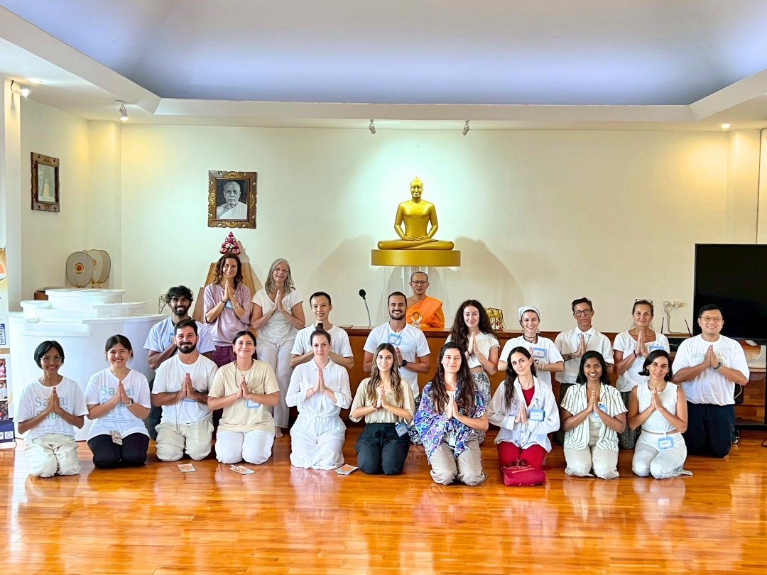 DMCupdates's tweet photo. วัดพุทธบาหลี ประเทศอินโดนีเซีย ได้จัดกิจกรรมปฏิบัติธรรม 1 วัน หรือ One Day Retreat  https://t.co/TUWthS5zoZ https://t.co/WXSRUGoi3z