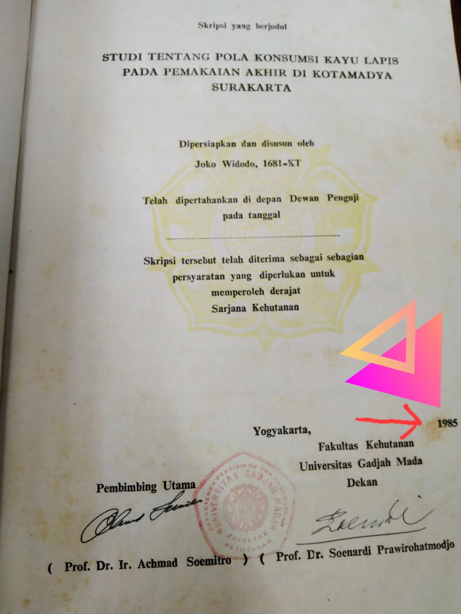 Hai <a href="/UGMYogyakarta/">UGM</a> , Serius mau tanya :
Setelah meralat periode tahun jabatan Prof. Dr. Ir. Achmad Sumitro telah sukses, apakah Tahun PENGUKUHAN almarhum Prof. Achmad Sumitro sebagai Profesor yakni 22 Maret 1986 akan kalian RALAT juga gak ?

Biar sinkron dgn skripsi JKW 🙏🤭