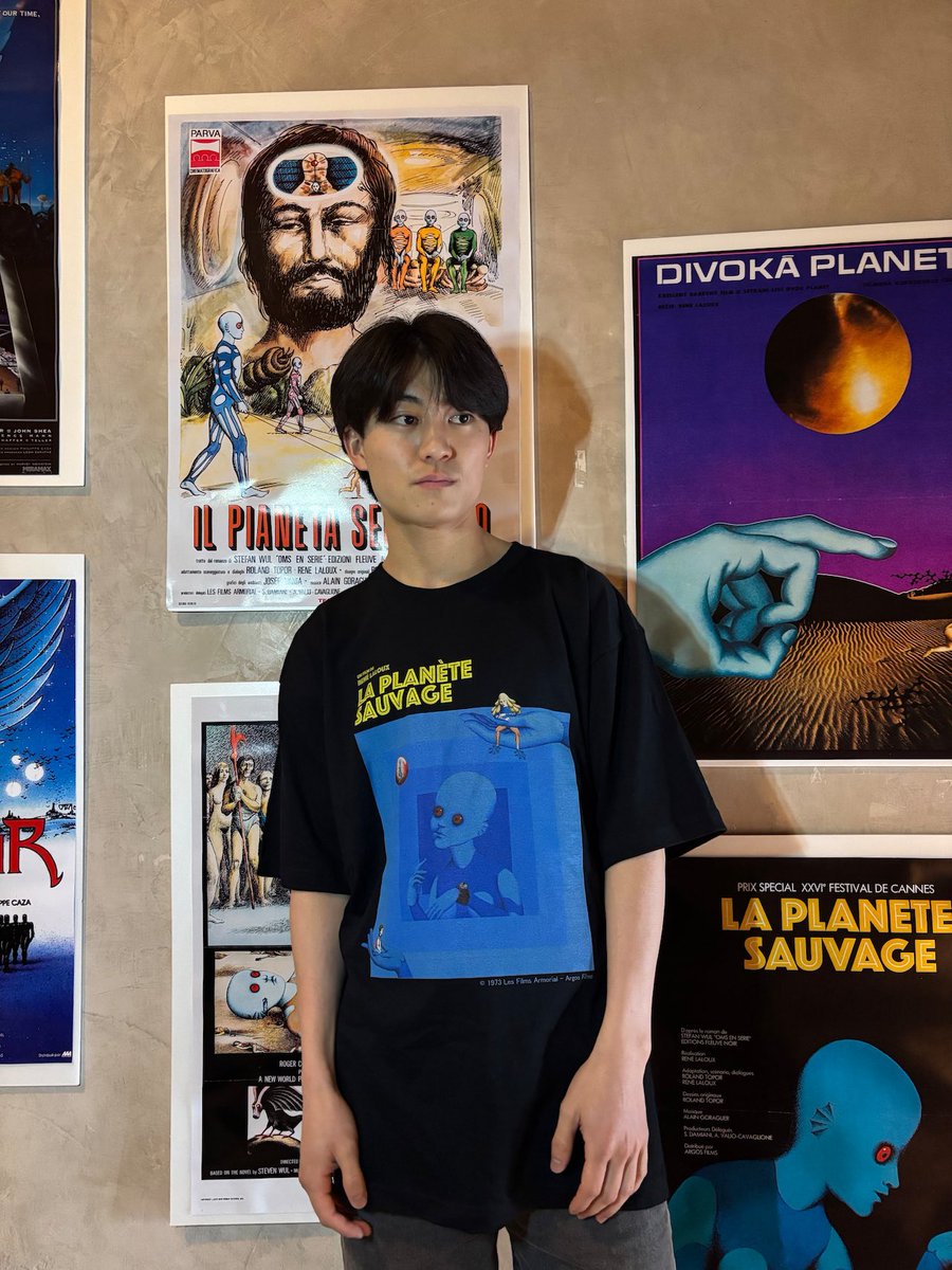 Kazuto_Chrono's tweet photo. これはHUMAX限定 Tシャツです！！
劇場にお越しの際は作品の装飾もぜひご覧ください🍿
https://t.co/hF34WoeE2C

#渋谷 #HUMAX #シネマ
#映画 #ファンタスティックプラネット https://t.co/ckP0PzoYGv