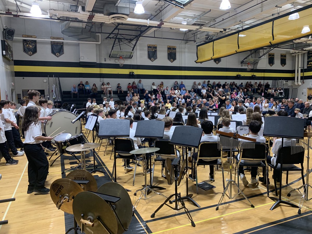 What a WONDERFUL 6th Grade Spring Band Concert!!! Thanks to Mrs. Raguseo and our talented students!!! #MTPSpride #ThompsonMSpride