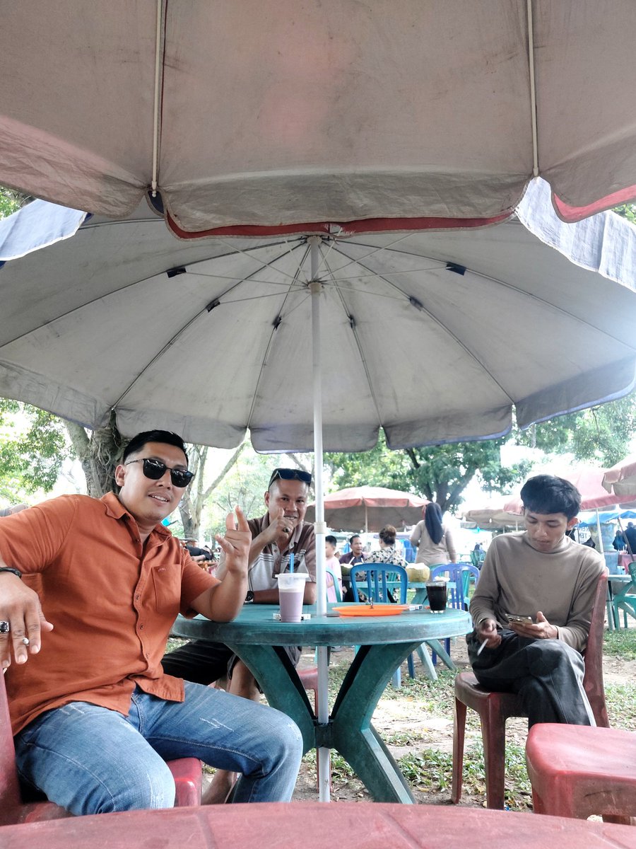 RIZAL18752123's tweet photo. Yang minat saja? https://t.co/CLR0RbkOug