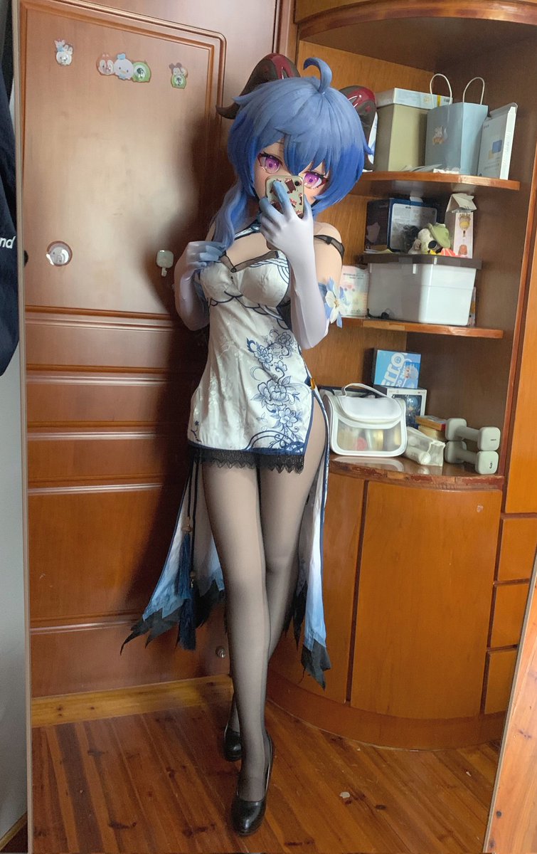 BoboQ404's tweet image. 青花瓷
@BHYrenxing