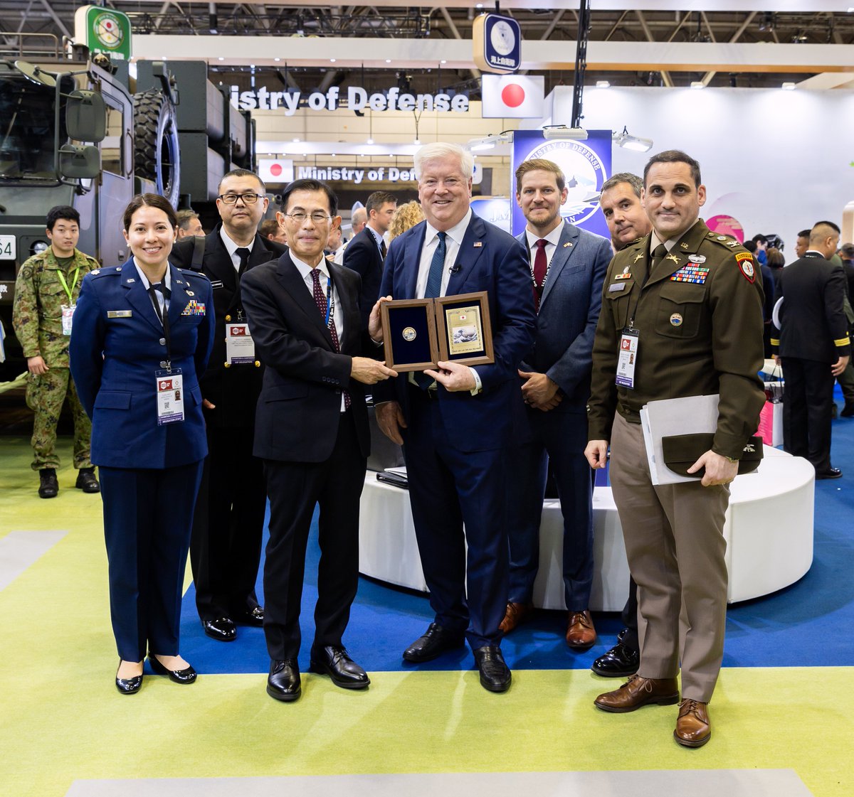 USAmbJapan's tweet image. The #IndoPacific is a tough neighborhood. To maintain peace and security in the region requires the 🇺🇸🇯🇵 Alliance to invest and innovate like never before. Our industry partners, like those exhibiting at this year’s Defense Security Equipment International Japan event, are