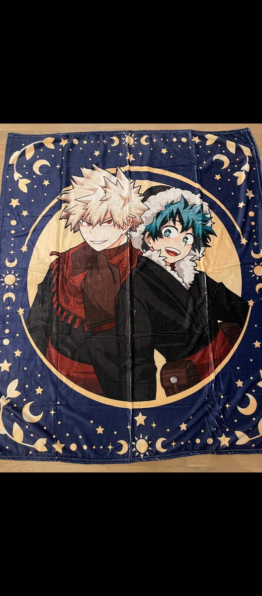 DynaxBunny's tweet photo. So, I'm shooting a shot in the dark here but if anyone has this bakudeku blanket and is willing to sell. I would love to buy it from whoever and even pay for the shipping.

I just really want it :(

#BKDK #bkdkkazahana #dkbk #bkdkzine #bakudeku #dekubaku #MHA #wonderduo https://t.co/1Wkb4z1iCb