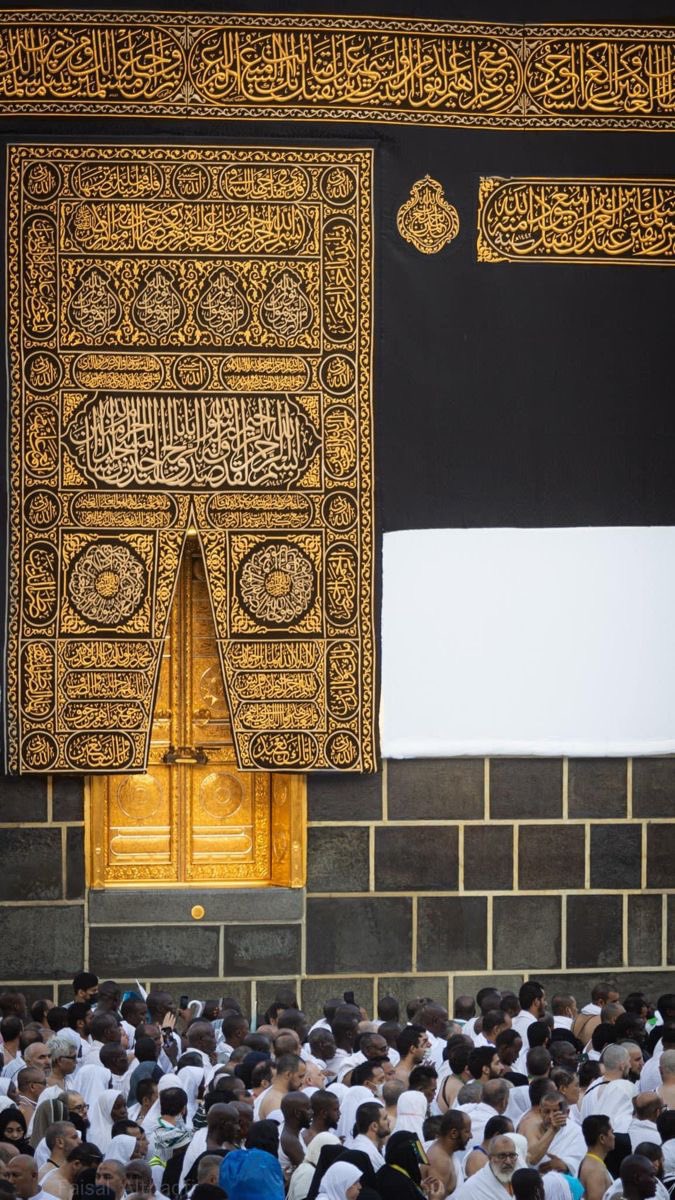 Mouhamed17aout's tweet photo. Allahumma salli ala Muhammad wa ala ali Muhammad kama sallayta ala Ibrahim wa ala ali Ibrahim. Wa barik ala Muhammad wa ala ali Muhammad kama barakta ala Ibrahim wa ala ali Ibrahim. Innaka hamidun, Majid https://t.co/sSnaXmVIRX