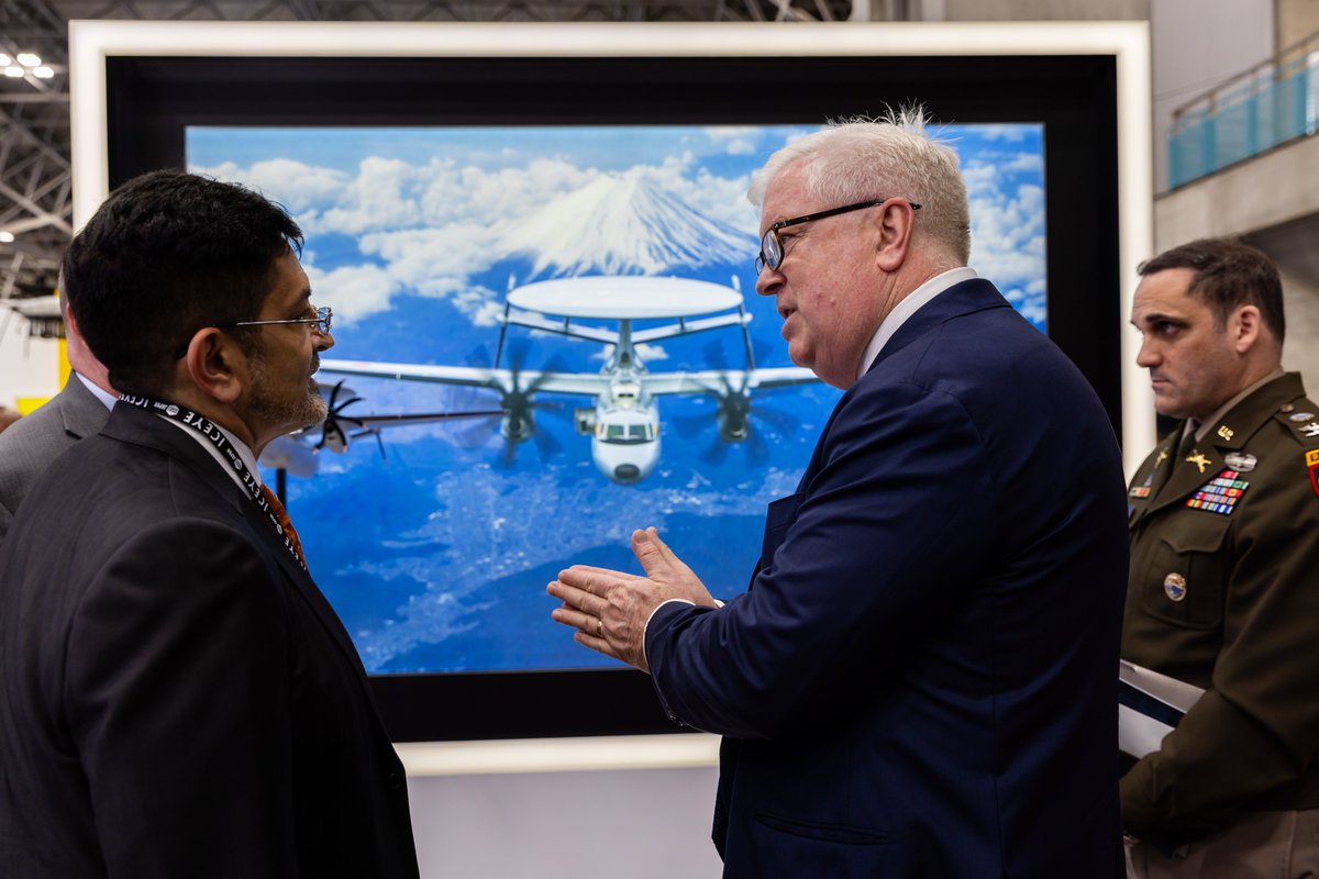 USAmbJapan's tweet image. The #IndoPacific is a tough neighborhood. To maintain peace and security in the region requires the 🇺🇸🇯🇵 Alliance to invest and innovate like never before. Our industry partners, like those exhibiting at this year’s Defense Security Equipment International Japan event, are