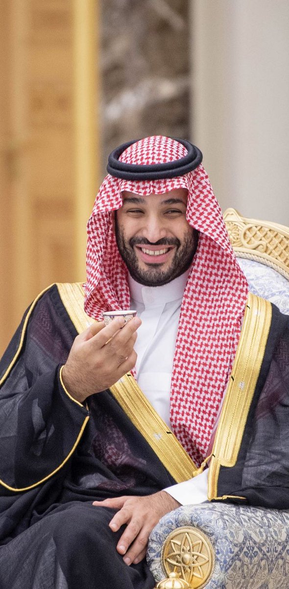 الأمير محمد بن سلمان .. قيادة حكيمة نحو رؤية 2030 وتعزيز العمل العربي المشترك

سيدي صاحب السمو الملكي الأمير محمد بن سلمان قائد استثنائي، أحدث نقلة نوعية في مسيرة المملكة العربية السعودية، مستنداً إلى رؤية استراتيجية طموحة تستهدف تحويل الاقتصاد الوطني، وتعزيز مكانة المملكة على