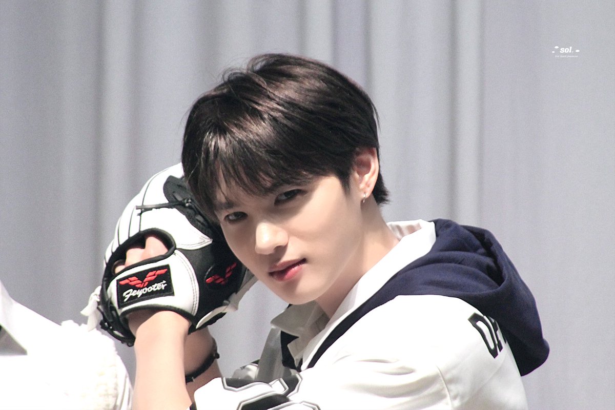 junwoo_sol's tweet image. 은호야 생일 축하해~~
오늘도 앞으로도 쭉 행복하길 바래,,♡
너무 보고 싶어ㅜㅜ

#루네이트 #LUN8 #지은호 #JiEunHo
#보고싶은호_지은호생일축하해 
#MayBloomHowls_HappyJiEunhoDay