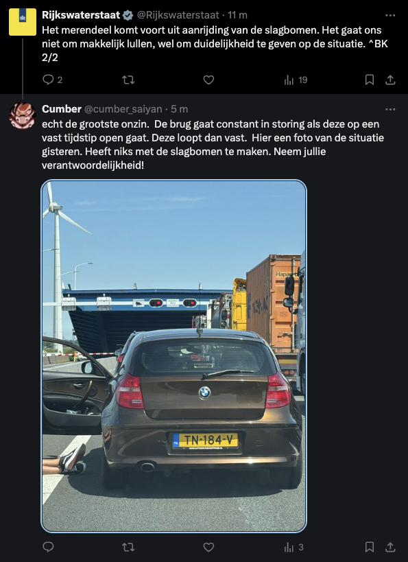 cumber_saiyan's tweet photo. @Rijkswaterstaat probeert problemen #haringvlietbrug neer te leggen bij de weggebruikers.  Deze maand 3x in storing gegaan. Is in totaal meer dan 7 uur in storing geweest deze maand! #a29 Renovatie koste ongeveer 37 miljoen vorig jaar. Tijd voor actie! https://t.co/w32Se315e3