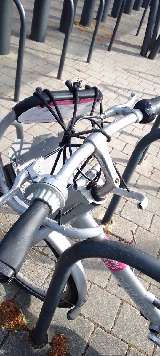 Bike 46967 at Emirates Arena needs fixed as the basket is broken. <a href="/BikeforGoodGla/">Bike for Good Glasgow</a> <a href="/nextbikeUK/">nextbike by TIER UK</a> <a href="/MyGlasgowCC/">Glasgow City Council Help</a>