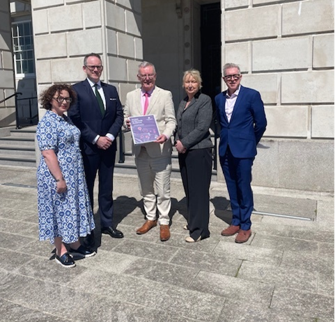 TruthPanel_NI's tweet image. Panel Members were delighted to meet the Health Minister, Mike Nesbitt MLA last week to discuss the issue of access to records.
This was a positive meeting, and we look forward to continued engagement on this matter.