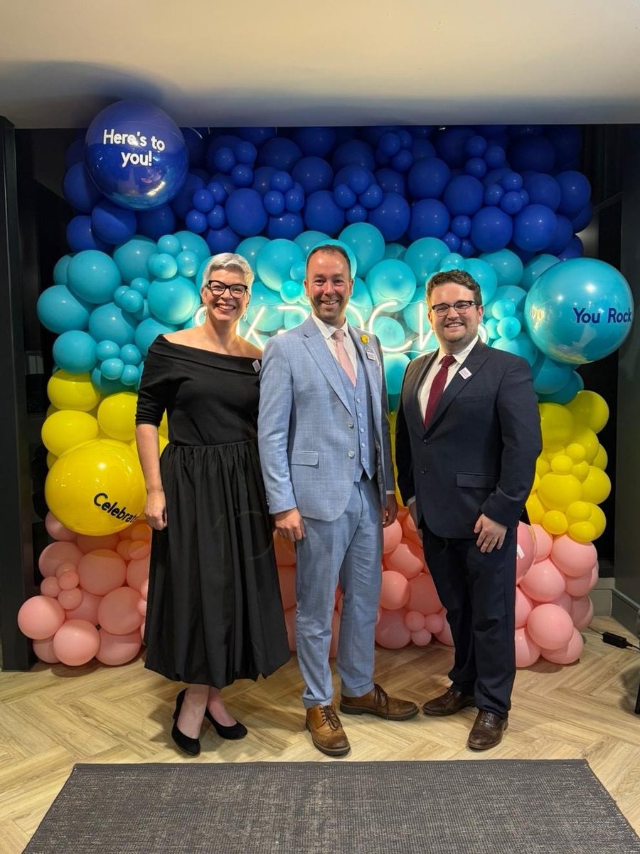 A humbling first event for our new leadership team to attend last night- Stockport Rocks volunteer awards. A great evening that allowed the team to celebrate the hero volunteers across our community 🧡