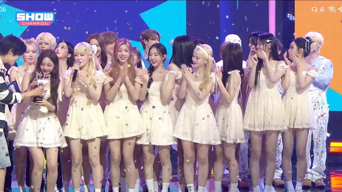 3pledoubl's tweet photo. TRIPLES WINS FIRST PLACE ON SHOW CHAMPION TAKING THEIR 2ND WIN WITH ARE YOU ALIVE!! WE GOT 2 WINS IN ONE COMEBACK ALREADY OMG!!! 🥳🎉

#AreYouAlive2ndWin
#tripleS4thWin https://t.co/wtrk6H4oBb
