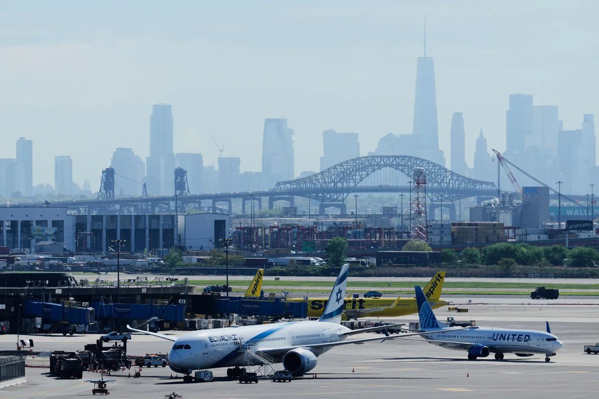 tienergrap's tweet image. FAA extends Newark airport flight restrictions through June due to controller shortages, technical issues