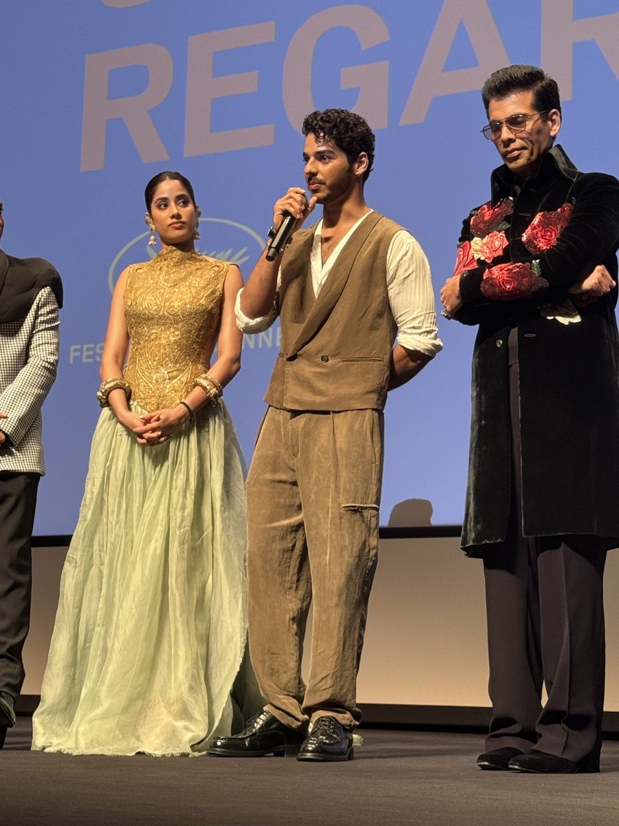 Satellifacts (@satellifax) on Twitter photo .<a href="/Festival_Cannes/">Festival de Cannes</a> Projection dans le cadre de « Un certain regard » de Homebound de Neeraj Ghaywan .<a href="/Festival_Cannes/">Festival de Cannes</a> Projection dans le cadre de « Un certain regard » de Homebound de Neeraj Ghaywan