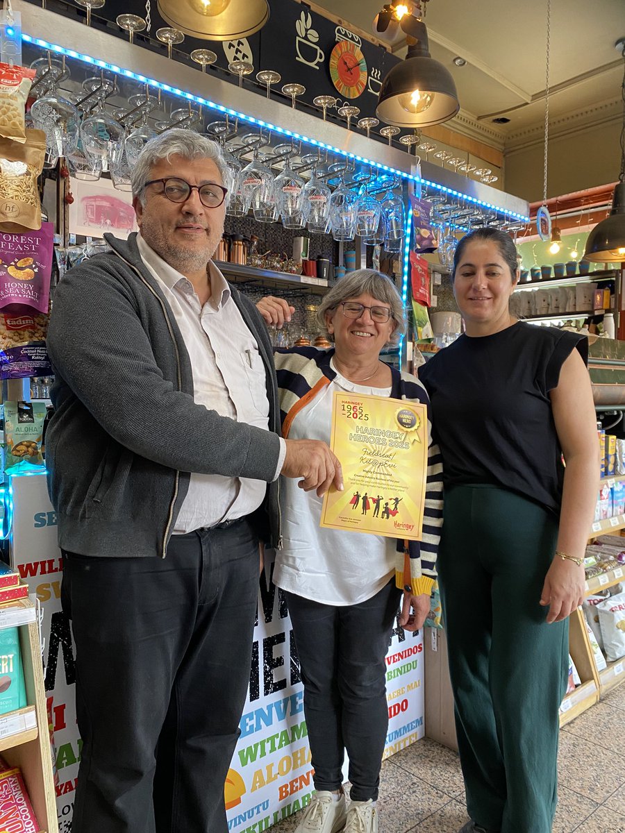 And with the wonderful owners who were highly commended in the <a href="/haringeycouncil/">Haringey Council</a> heroes awards. Congratulations! <a href="/Fieldseat2/">Fieldseat / Kit@pEvi</a>