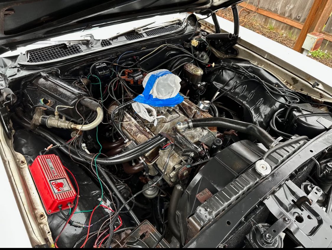 swagger_works's tweet photo. #スワガーワークス
#本日のUsedCarMarket

【1969 シボレー  インパラ スポーツクーペ】

またまた激デカ2ドアクーペです！
人気なシャンパンゴールド！

レストアやカスタムもご相談下さい👌

横浜港まで輸送費込みで320万円！
登録費別です！ https://t.co/vBG0wzMTvR