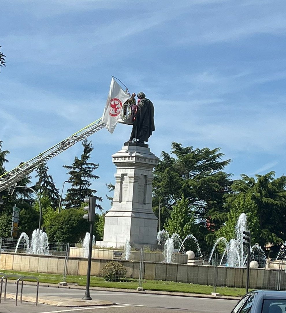 #TodosAlReinoDeBlanco