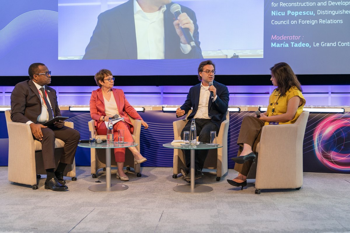 Thank you to our panellists Hon. Stanslaus Haroon Nyongo, Nicu Popescu, and Odile Renaud-Basso for this incredibly interesting exchange on a global Europe!

Also thank you María Tadeo for being the moderator of this discussion!