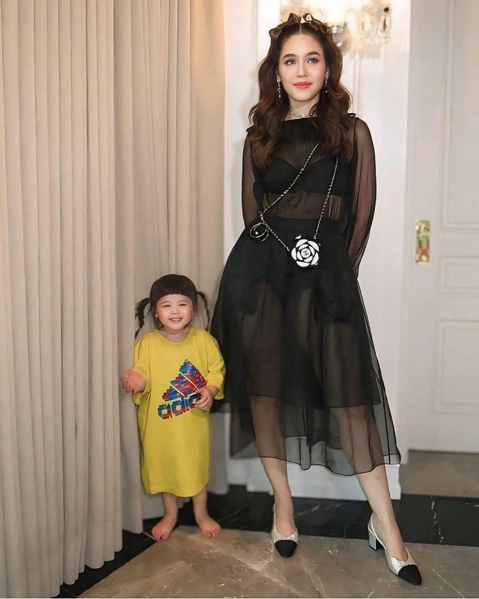 jsmtjyygyjbbjb's tweet image. คุณหนูแต่งตัวไม่นัดกระผมเลย