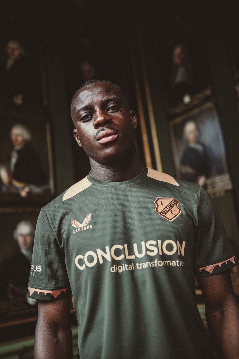 TheKitmanUK's tweet photo. ποΈ #Kitnews from the Netherlands as the new 2025-26 @fcutrecht away kit made by Castore has been released.
πΈ https://t.co/Zuf9fGhDkB
#TheKitman π
#FCUtecht #Castore https://t.co/nipwEdJwed