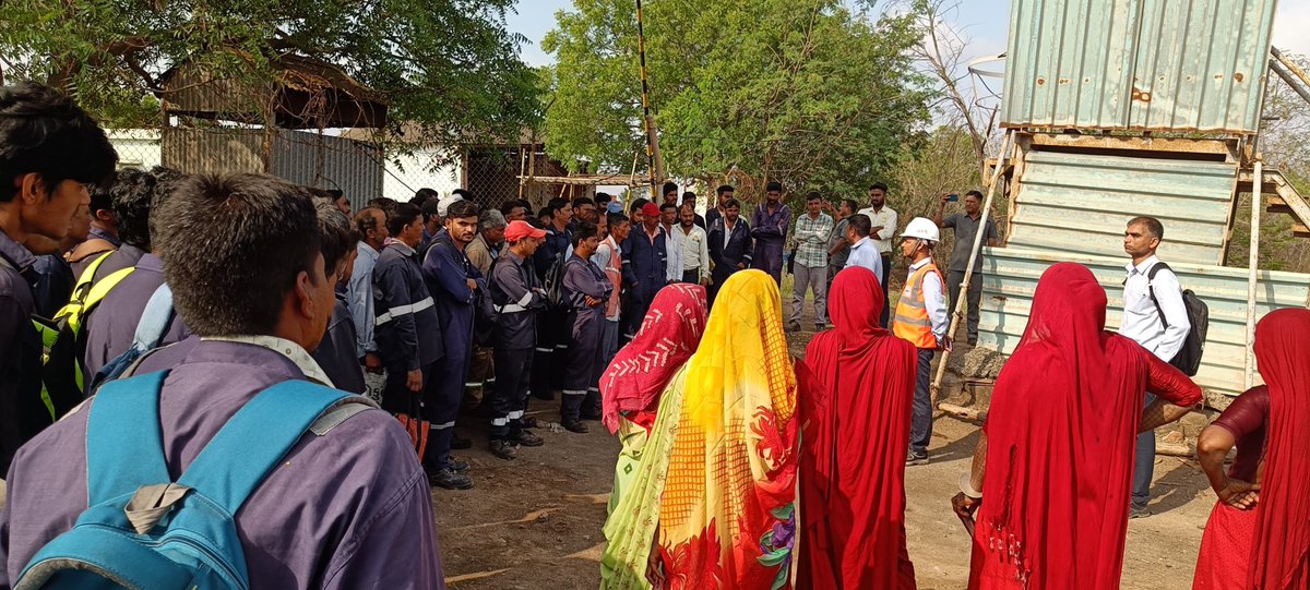EssarPower's tweet photo. During India's recent military standoff, #EssarPower’s Salaya plant remained on high alert. 

Just miles from the border, we were ready with 24/7 medical aid, &amp; heightened security, evacuation &amp; contingency protocols. When the nation stands tall, so must we! 

#MorePowerToIndia https://t.co/oCbn35YKRE