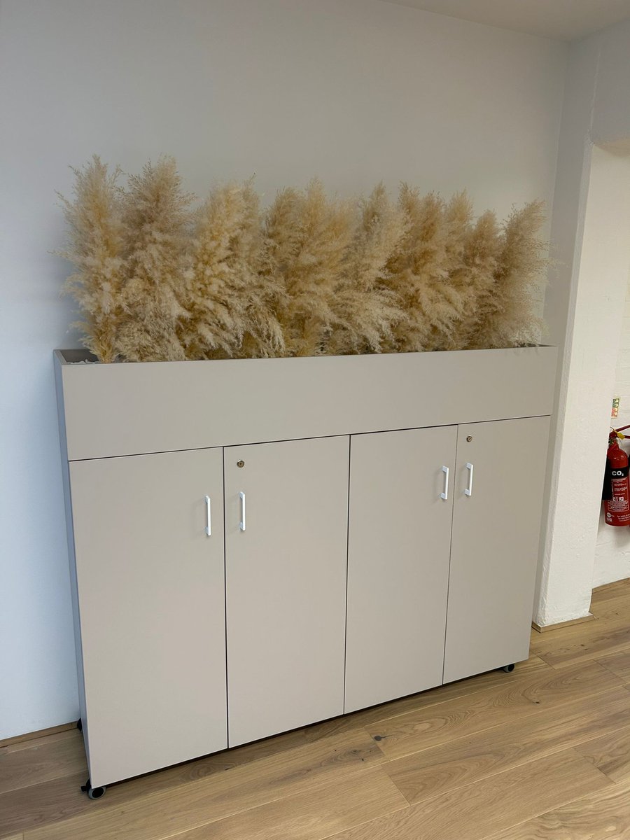 Need some office inspiration?

The Chrisbeon team are at @cdwfestival to see the very latest trends in office furniture, so we can provide the best advice to our clients looking to give their workplace a fresh new look!

#CDW2025 #OfficeInspo #OfficeFurniture
