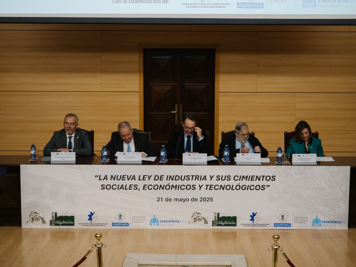 Ministerio de Industria y Turismo tweet media