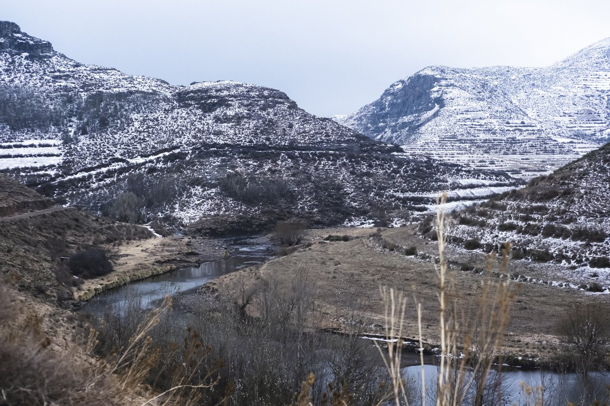 Winter. 

I love it, not because it feels good but because... nostalgia. It brings back memories of piercingly cold 4km winter walks to school for 12 years.

Nothing reminds me of how far one has come than winter.

I  will make a warm cup of tea to observe this privilege