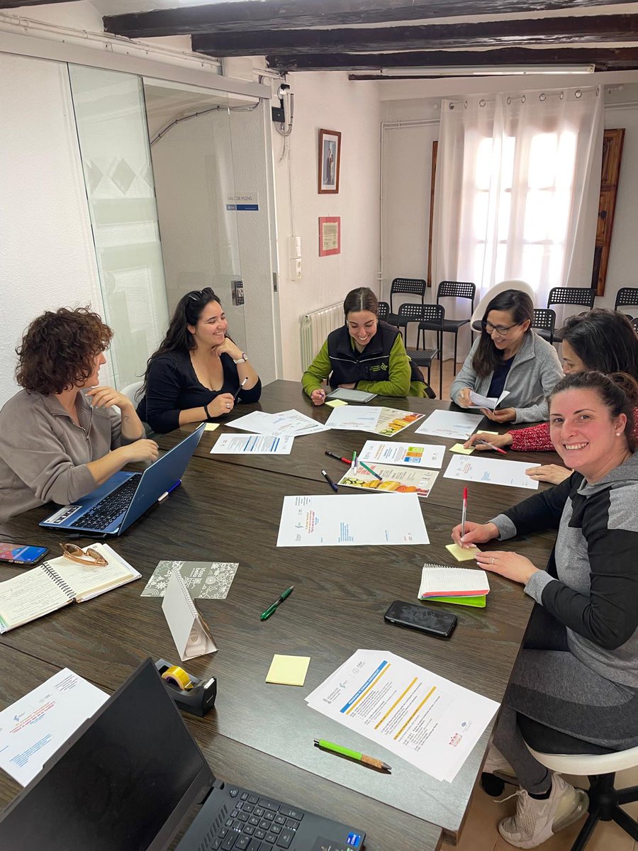 ❗️❗️ L’Ajuntament de Vistabella del Maestrat ha organitzat per a l’any 2025 un programa complet de vuit sessions formatives i pràctiques centrades en la nutrició i la cuina saludable

⚠️ Els tallers començaran el pròxim 22 de maig!

🗣 Tota la informació:
vistabelladelmaestrat.es/ca/noticias/vi…