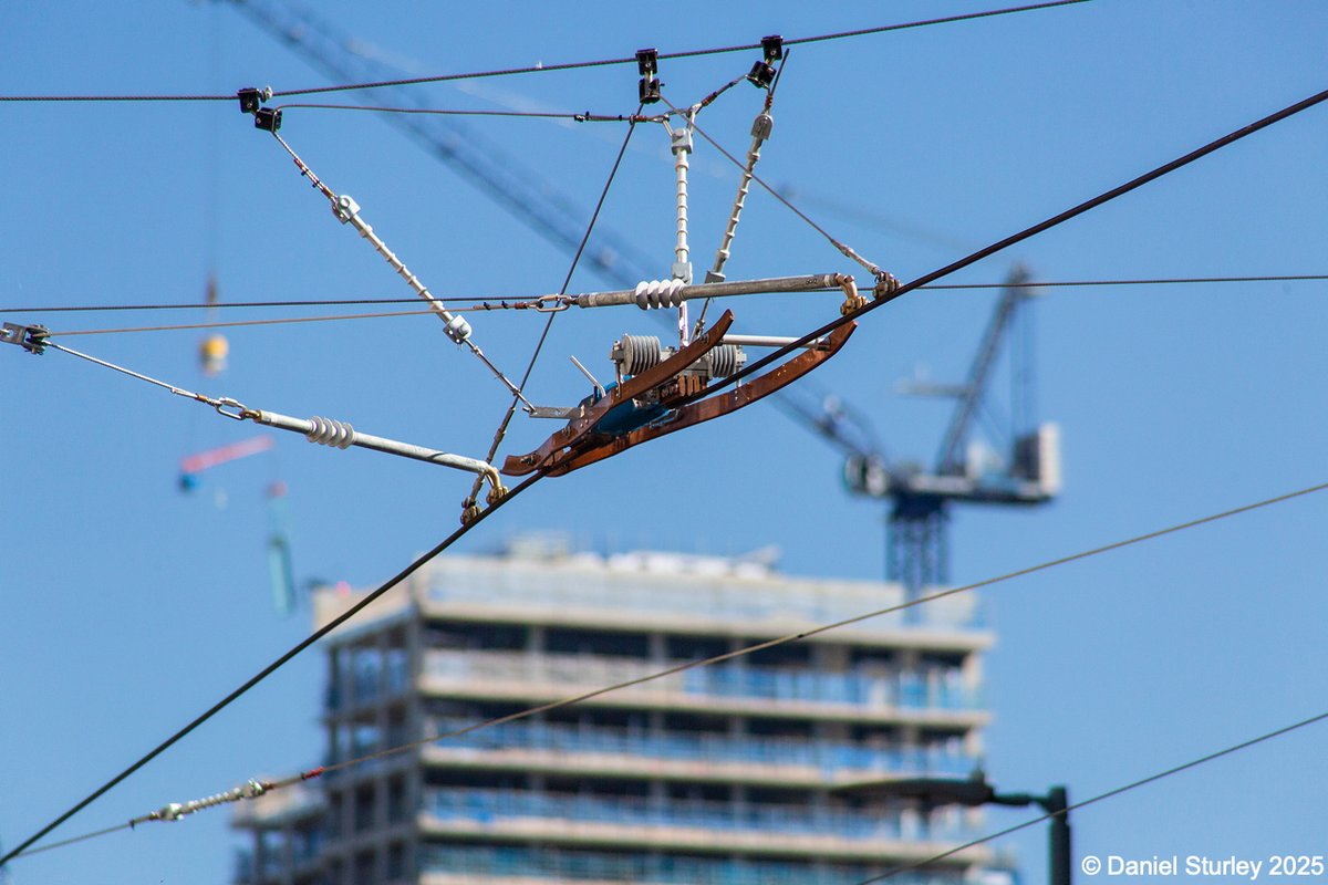 #Birmingham UK, the #construction of the Beorma Quarter #development with the #electric power lines of the <a href="/WMmetro/">West Midlands Metro</a> near Bull Street 😎 
#BirminghamWeAre #AllAngles 
#Photography