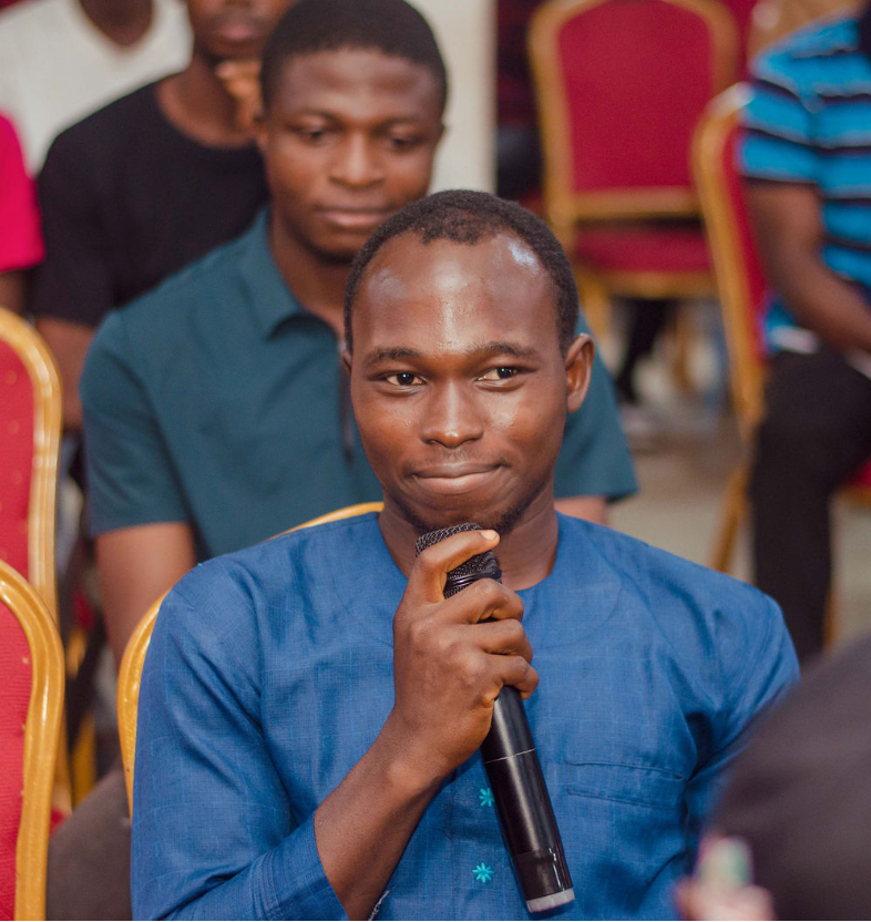 Dev_OluwaPelumi's tweet photo. To everyone who’s ever felt like the “no-picture, always-there” guy — this thread is for us.
@BlockchainLAUT1 has been my web3 growth space, and this #GlowUpChallenge is the sign to keep evolving.
Let’s get it 🚀🚀🚀 #BCLGlowUp #BlockchainLautech #Web3Vibes https://t.co/097bbC7zjF
