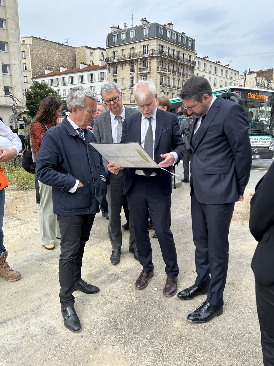 Ville de Neuilly tweet media