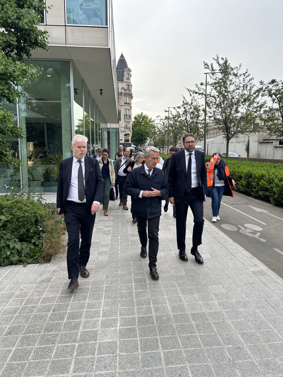 Ville de Neuilly tweet media