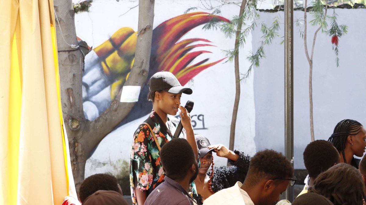 TribelessYouth's tweet photo. Back at it again collaborating with poets , spoken word artists, musicians, thespians and puppeteers to stimulate a culture of creativity using artistic expressions to re-imagine what a changed Kenya would look like. Deliberation. Creativity. Disruption. 
#ReclaimingOurVoices https://t.co/8XxSOxUVoN