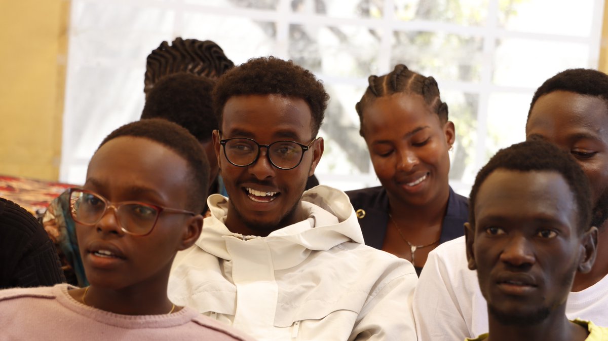 TribelessYouth's tweet photo. Back at it again collaborating with poets , spoken word artists, musicians, thespians and puppeteers to stimulate a culture of creativity using artistic expressions to re-imagine what a changed Kenya would look like. Deliberation. Creativity. Disruption. 
#ReclaimingOurVoices https://t.co/8XxSOxUVoN