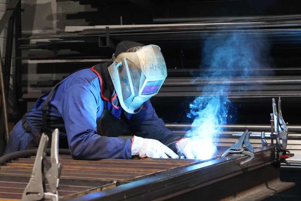 🚀 Énergie et mobilité durable, logistique, IA… #AuvergneRhôneAlpes se distingue au sommet #ChooseFrance 2025 avec des annonces majeures !

Elle confirme sa place de n°1 en France et en UE pour les projets industriels étrangers. 🇪🇺
(Source : Baromètre EY de l’Attractivité 2025)