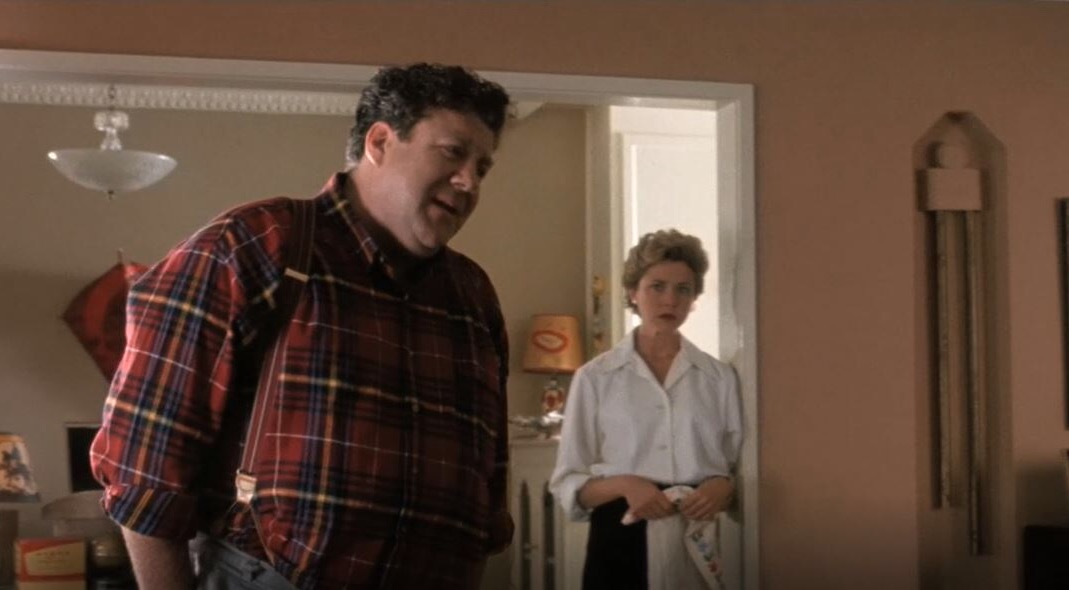 RIP George Wendt. Yes, he was great in Cheers but he was also superb as the Hollywood writer Bunny Baxter in the underrated Irwin Winkler film, Guilty by Suspicion, alongside Robert de Niro and Annette Bening. A small, but important role.