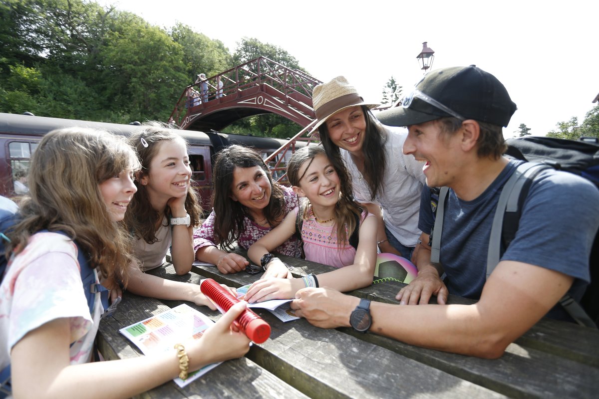 Looking for May half term inspiration? From 24-31 May, enjoy LEGO workshops, arty fun, stay &amp; play sessions &amp; birds of prey at Pickering Station 🎨🦅

Book 4+ days in advance for 10% off Day Rover Tickets nymr.co.uk/halfterm