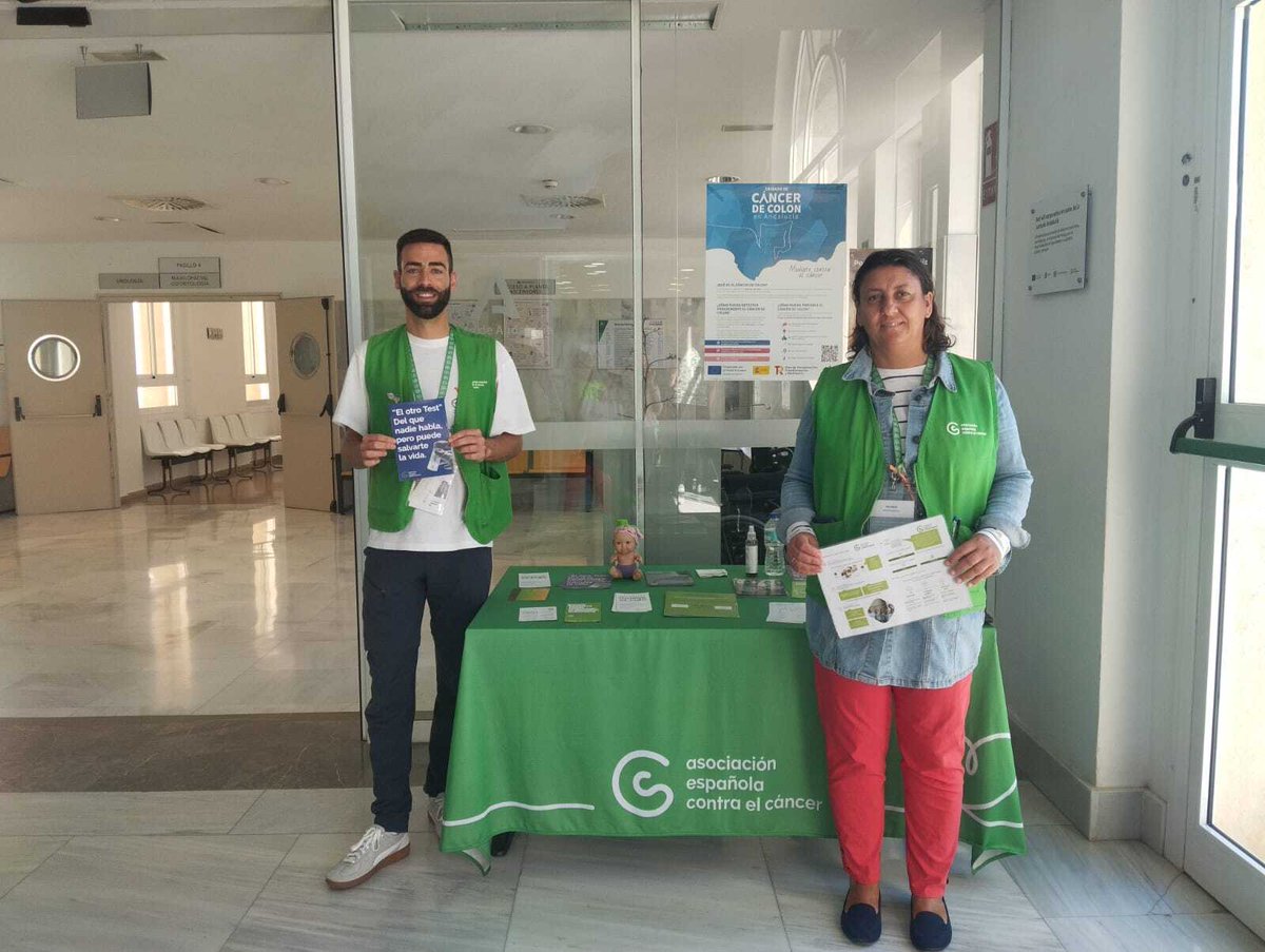 Hospital Universitario Torrecárdenas (@torrecardenashu) on Twitter photo 👏 Gracias a los voluntarios de <a href="/ContraCancerEs/">Asociación Española Contra el Cáncer</a> , que con su dedicación y compromiso, visitan nuestros centros para ofrecer información vital a nuestros usuarios.
En esta ocasión, estuvieron en el Centro de Salud de la Bola Azul 💙
<a href="/saludand/">Consejería de Salud y Consumo</a> @almeriajunta 👏 Gracias a los voluntarios de <a href="/ContraCancerEs/">Asociación Española Contra el Cáncer</a> , que con su dedicación y compromiso, visitan nuestros centros para ofrecer información vital a nuestros usuarios.
En esta ocasión, estuvieron en el Centro de Salud de la Bola Azul 💙
<a href="/saludand/">Consejería de Salud y Consumo</a> @almeriajunta