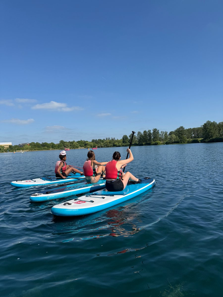 willenlake's tweet image. ☀️ Rain or shine, it’s time to make a splash at Willen Lake! 💦

Take a look at all our activites we have to offer at Willen Lake 👉🏻  willenlake.org.uk/activities/ 

 #WillenLake #SpringDays #FamilyFun #MKMoments #AquaAdventures