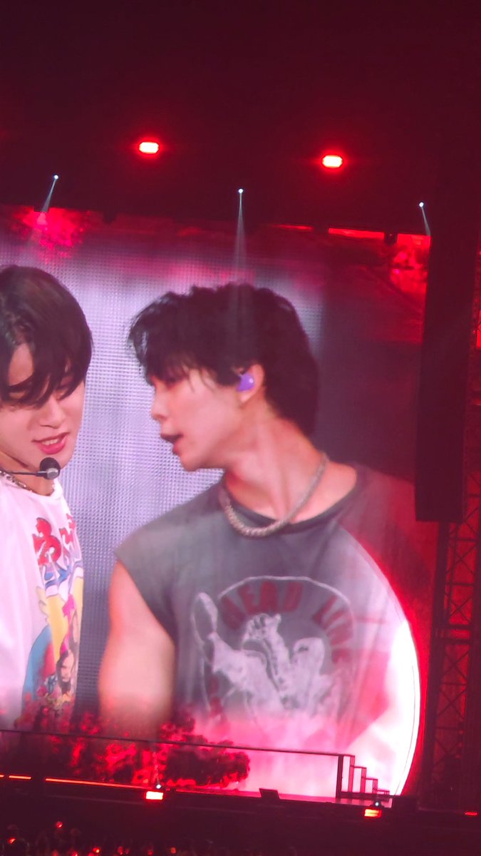 meiyou0108's tweet photo. I MISSED U JOHNNY SUH 😭 https://t.co/HQ4oT0YjHZ