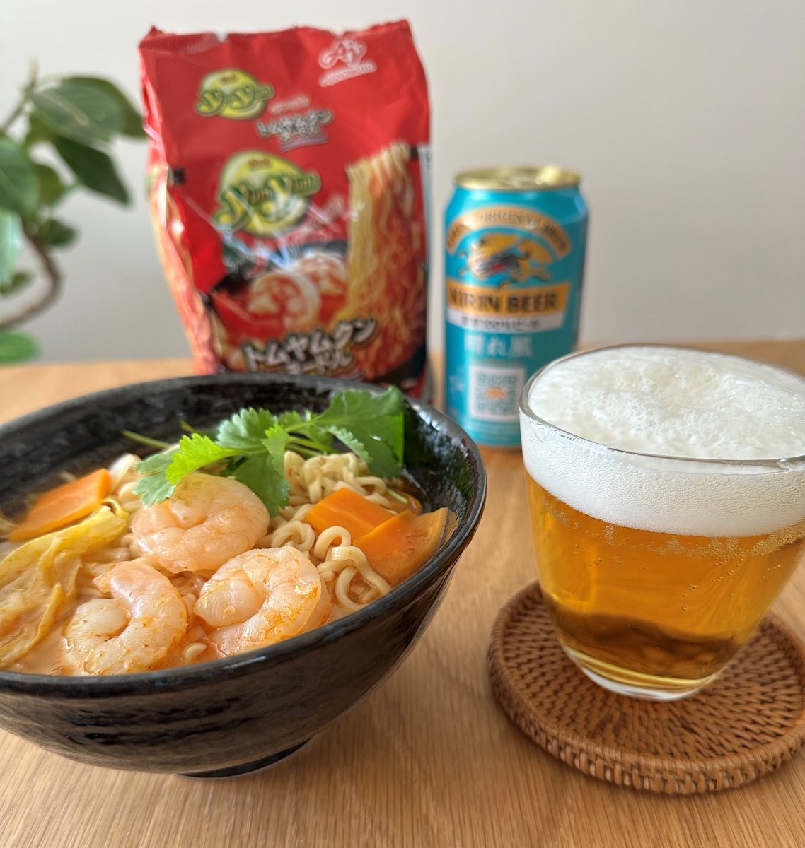 タイ本場のスパイスを使ったトムヤムクンヌードル
#味の素YumYum と、すっきりとした味わいの #キリン晴れ風 は相性ばっちり👌🇹🇭

今夜はこの組み合わせでいかがでしょうか…？

※飲酒は20歳になってから