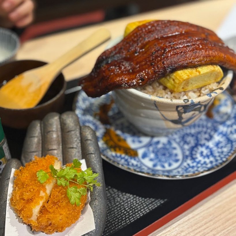 meshi_jun's tweet photo. ���幌駅の個室居酒屋めしと純米です。
本日空席がございます！
お早めにご連絡ください！
お待ちしております。

#札幌Twitter会 #札幌 ＃めしと純米 ＃喫煙可�� #うなたま丼 #海鮮 #個室 #産地直送 #居酒屋 #酒場 #刺身 #おいしい #飲み放題 #天草大王 #本マグロ #いくら #ほたて  #歓迎会 #ほっけ https://t.co/vOJzbqwJg7