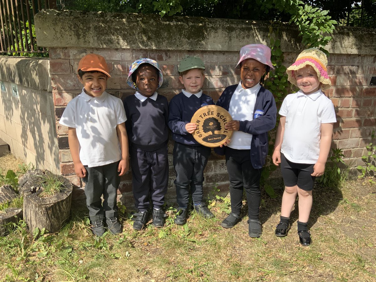 EvelynPrimary's tweet image. Our Nursery was absolutely delighted to find out today that we have received the Woodland Trust Green Tree School GOLD award! This marks the spectacular work and engagement of our children with nature, wildlife and the environment!
#woodlandtrust #rspbwildchallenge #ecoschool
