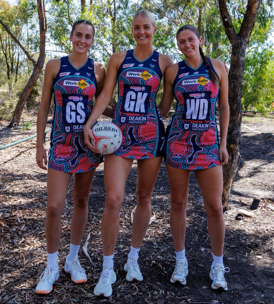 shaymcgg's tweet photo. hello?? they’re killing the designs this year omfg #netballchaos https://t.co/Y4Il3ylyln