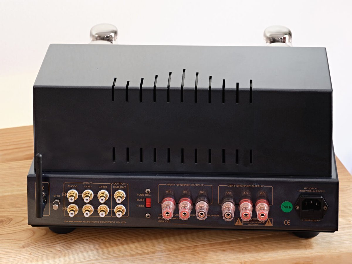 News Kann auch rocken - Röhrenvollverstärker Cayin Jazz 90: l8r.it/Edmu

#hifinews #hifi #news #fairaudio #stereo #highend #highendaudio #bestsound #audio #audionews #verstärker #vollverstärker #amplifier #amp #röhrenverstärker #tubeamp #cayin #cayinaudio