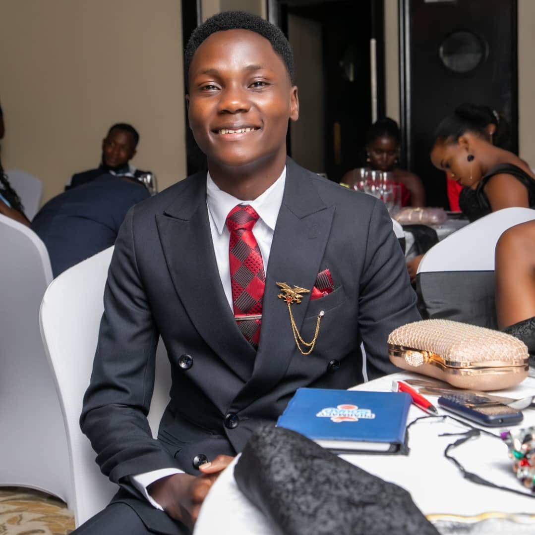 MUPSA (@mupsamak) on Twitter photo Main man Mr. chairperson <a href="/kabjimz/">Kabuna jimmy</a> took the oath at the dinner. He leads the incoming cabinet for the year 2025-26💯
He takes on the mantle from <a href="/AnthonyMuyimba/">Muyimba Anthony</a> who is a finalist! Main man Mr. chairperson <a href="/kabjimz/">Kabuna jimmy</a> took the oath at the dinner. He leads the incoming cabinet for the year 2025-26💯
He takes on the mantle from <a href="/AnthonyMuyimba/">Muyimba Anthony</a> who is a finalist!